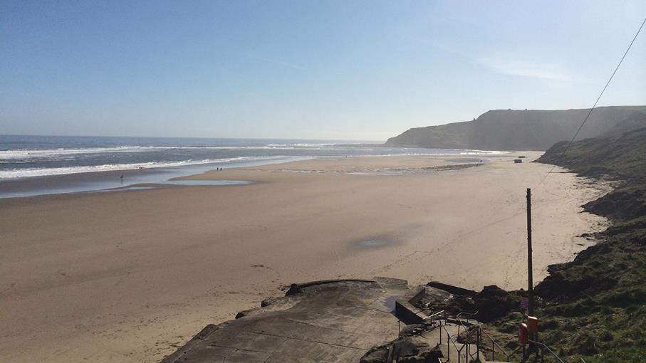 Cayton Bay Beach